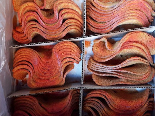 Диспенсеры для снеков: Ресторанные гренки с паприкой