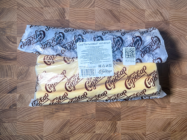 Сыр 1 кг ГОРНЫЙ СЫРОВАР (Балыковый копчёный) в Камышине